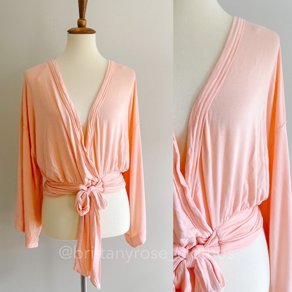 FREE PEOPLE That’s A Wrap Pink Kimono Bell Sleeve Top - Picture 1 of 6